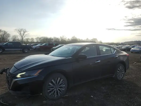 1N4BL4DW8PN383596 2023 NISSAN ALTIMA - Image 1
