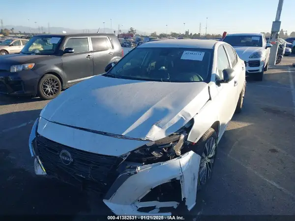 1N4BL4DW8RN355607 2024 NISSAN ALTIMA - Image 2