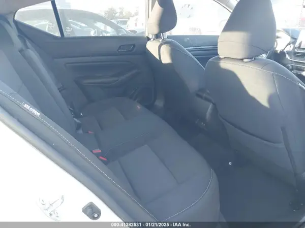 1N4BL4DW8RN355607 2024 NISSAN ALTIMA - Image 8