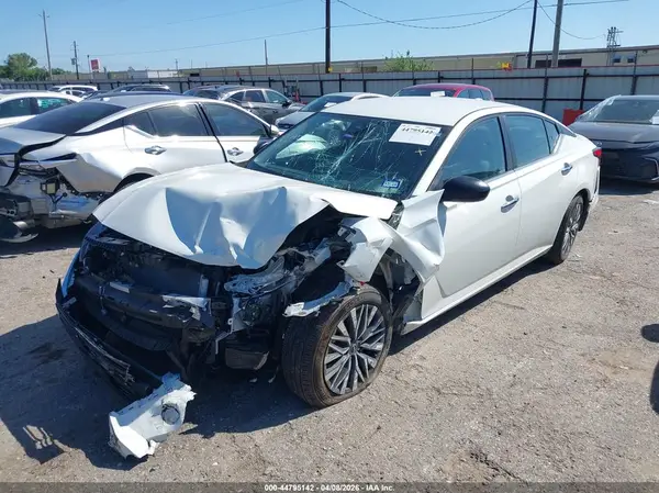 1N4BL4DW8RN417703 2024 NISSAN ALTIMA - Image 2