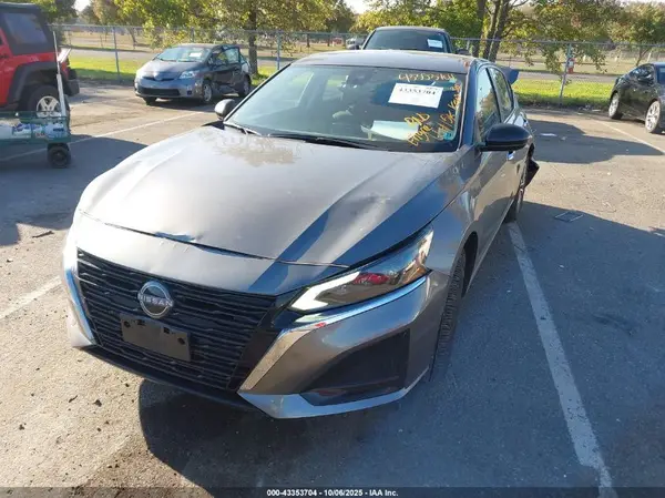 1N4BL4DW8RN429172 2024 NISSAN ALTIMA - Image 2