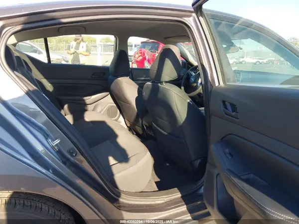1N4BL4DW8RN429172 2024 NISSAN ALTIMA - Image 8