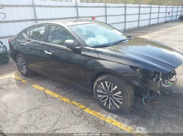 1N4BL4DW8RN435165 2024 NISSAN ALTIMA - Image 1