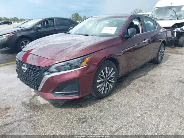 1N4BL4DW8SN317526 2025 NISSAN ALTIMA - Image 2