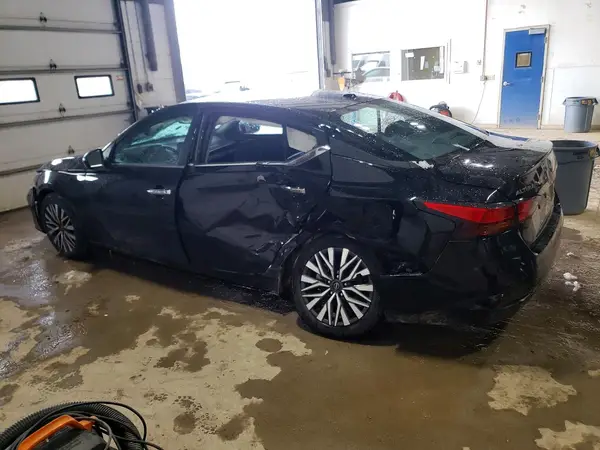 1N4BL4DW8SN344273 2025 NISSAN ALTIMA - Image 2