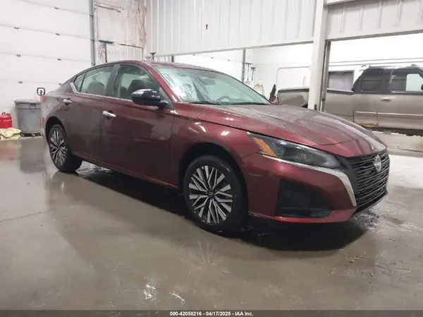 1N4BL4DW8SN363079 2025 NISSAN ALTIMA - Image 1