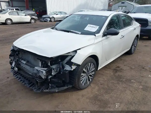 1N4BL4DW8SN374308 2025 NISSAN ALTIMA - Image 2