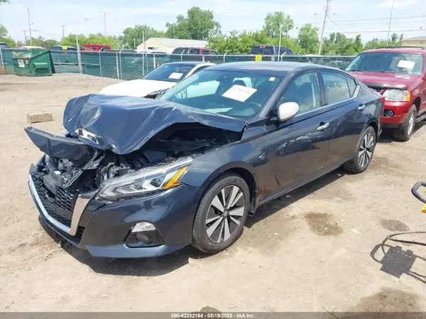1N4BL4DW9KN300931 2019 NISSAN ALTIMA - Image 2