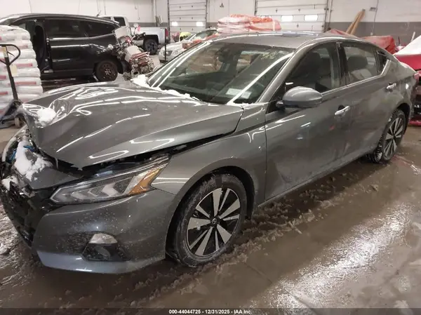1N4BL4DW9LC281956 2020 NISSAN ALTIMA - Image 2