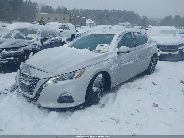 1N4BL4DW9LN320968 2020 NISSAN ALTIMA - Image 2