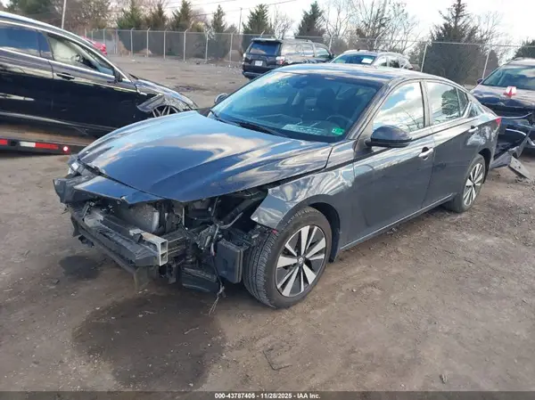 1N4BL4DW9MN406489 2021 NISSAN ALTIMA - Image 2