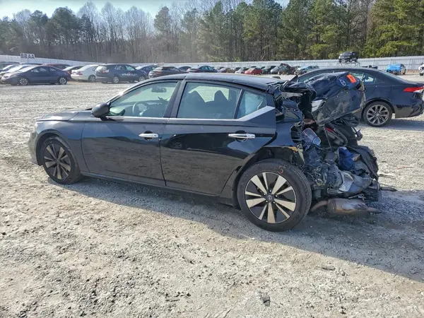 1N4BL4DW9NN352029 2022 NISSAN ALTIMA - Image 2