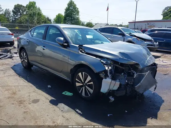 1N4BL4DW9NN371390 2022 NISSAN ALTIMA - Image 1