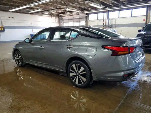 1N4BL4DW9NN375438 2022 NISSAN ALTIMA - Image 2