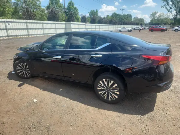 1N4BL4DW9PN304095 2023 NISSAN ALTIMA - Image 2
