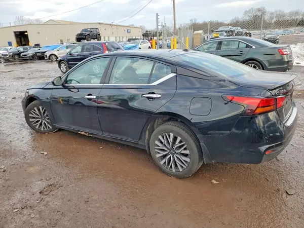 1N4BL4DW9PN326050 2023 NISSAN ALTIMA - Image 2