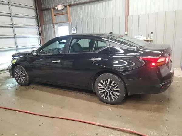 1N4BL4DW9PN328137 2023 NISSAN ALTIMA - Image 2