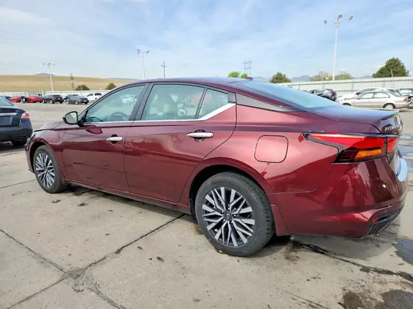 1N4BL4DW9PN377080 2023 NISSAN ALTIMA - Image 2