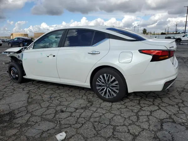 1N4BL4DW9PN399015 2023 NISSAN ALTIMA - Image 2