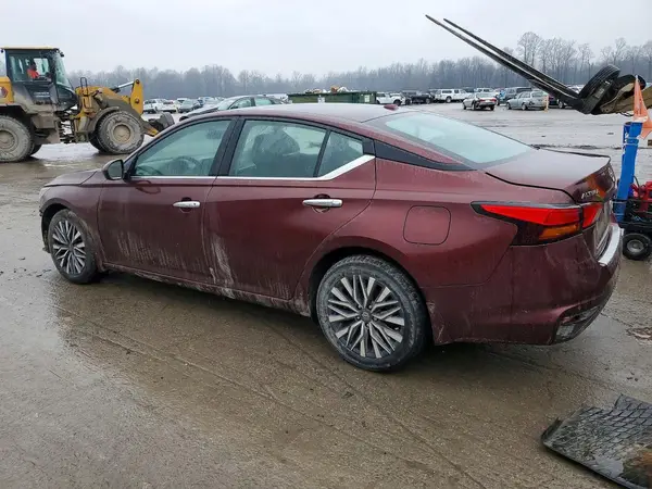 1N4BL4DW9PN418940 2023 NISSAN ALTIMA - Image 2