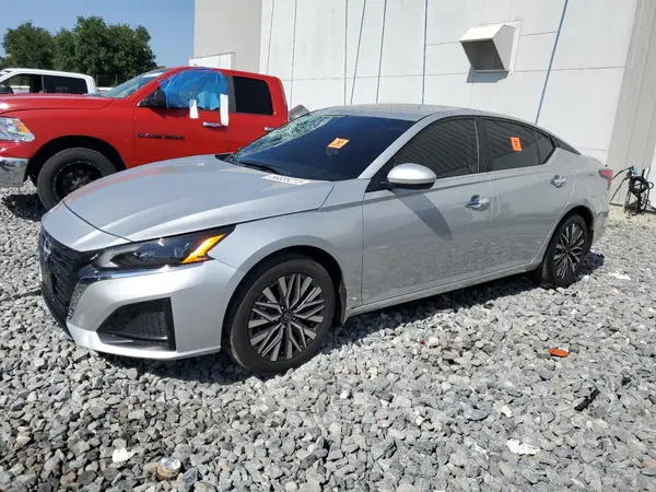 1N4BL4DW9RN302785 2024 NISSAN ALTIMA - Image 1