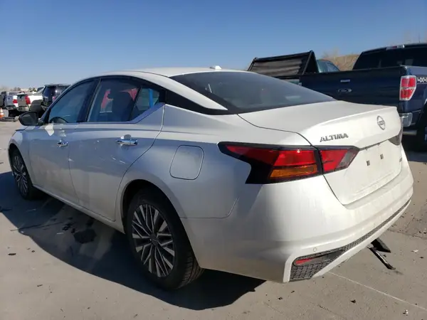 1N4BL4DW9RN351680 2024 NISSAN ALTIMA - Image 2