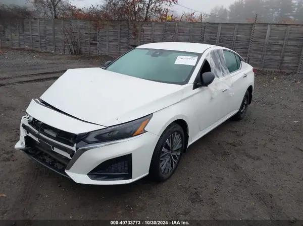 1N4BL4DW9RN401879 2024 NISSAN ALTIMA - Image 2