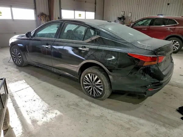 1N4BL4DW9SN364497 2025 NISSAN ALTIMA - Image 2