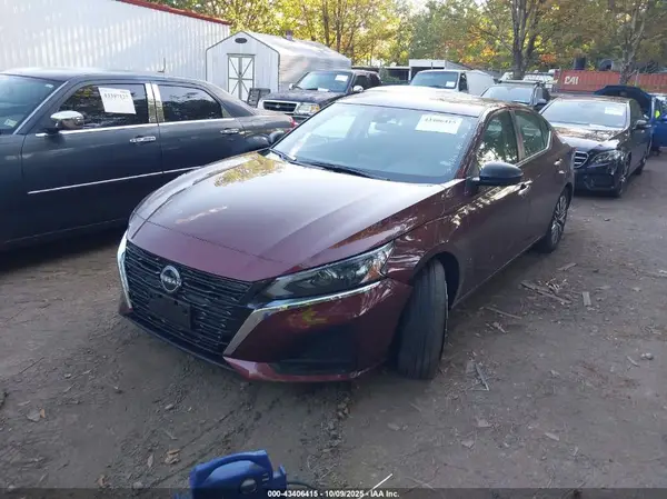 1N4BL4DW9SN371191 2025 NISSAN ALTIMA - Image 2