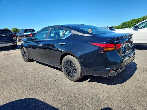 1N4BL4DW9SN382160 2025 NISSAN ALTIMA - Image 2