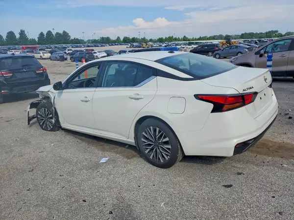 1N4BL4DW9TN318735 2026 NISSAN ALTIMA - Image 2