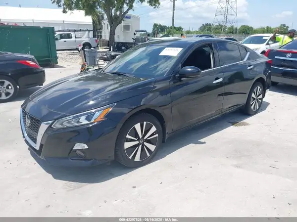 1N4BL4DWXKC194615 2019 NISSAN ALTIMA - Image 2