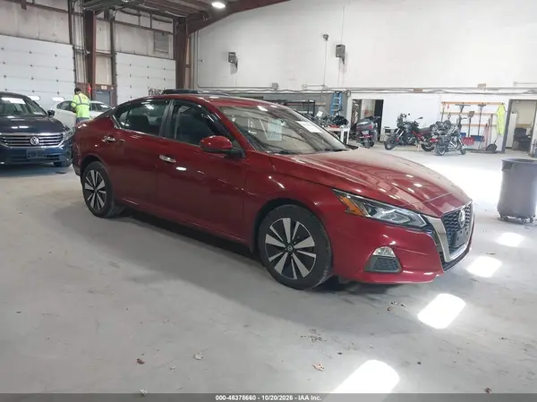 1N4BL4DWXMN410065 2021 NISSAN ALTIMA - Image 1