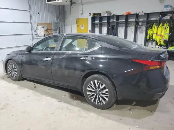 1N4BL4DWXPN364404 2023 NISSAN ALTIMA - Image 2