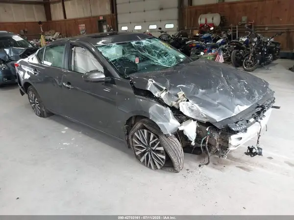 1N4BL4DWXRN310443 2024 NISSAN ALTIMA - Image 1