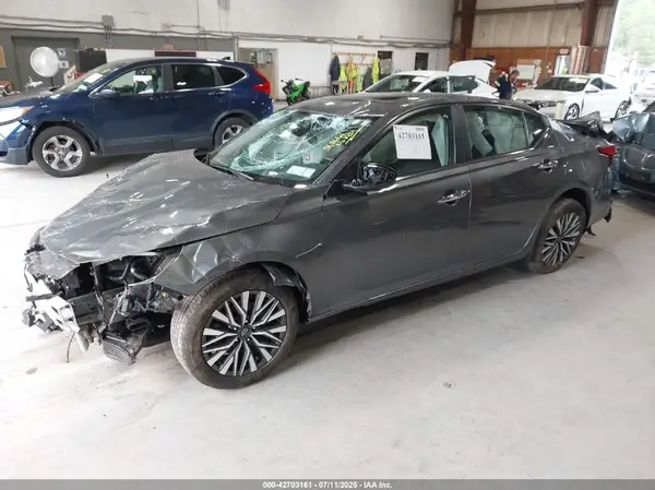 1N4BL4DWXRN310443 2024 NISSAN ALTIMA - Image 2