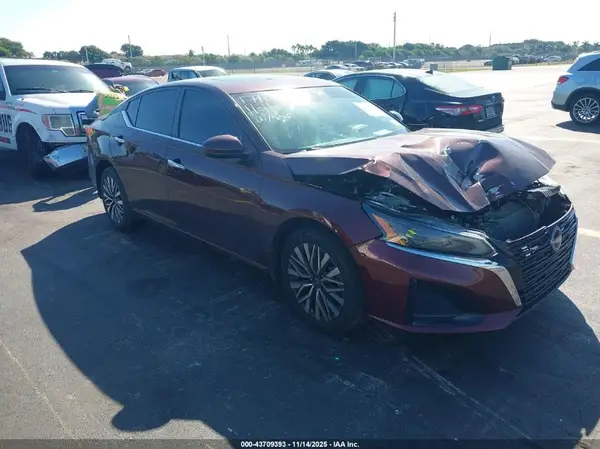 1N4BL4DWXRN403947 2024 NISSAN ALTIMA - Image 1