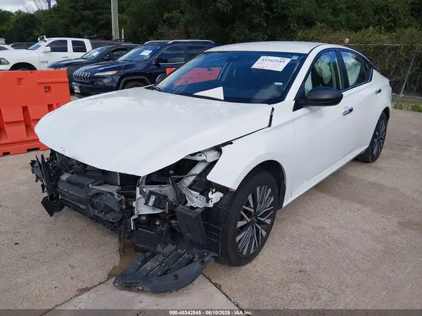 1N4BL4DWXSN320539 2025 NISSAN ALTIMA - Image 2