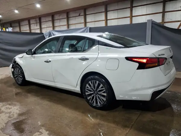 1N4BL4DWXSN338359 2025 NISSAN ALTIMA - Image 2