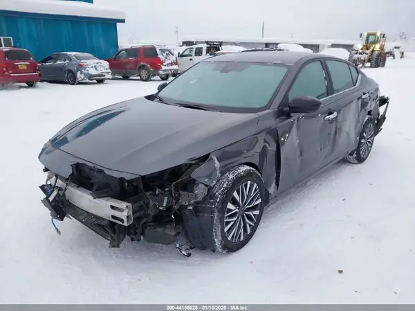 1N4BL4DWXSN359776 2025 NISSAN ALTIMA - Image 2