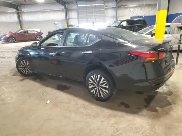 1N4BL4DWXSN372267 2025 NISSAN ALTIMA - Image 2