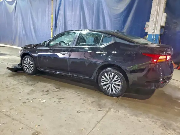 1N4BL4DWXSN422620 2025 NISSAN ALTIMA - Image 2