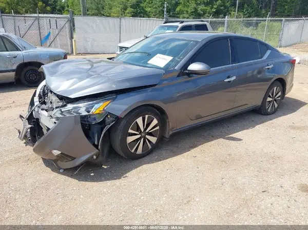 1N4BL4EV0KC104393 2019 NISSAN ALTIMA - Image 2