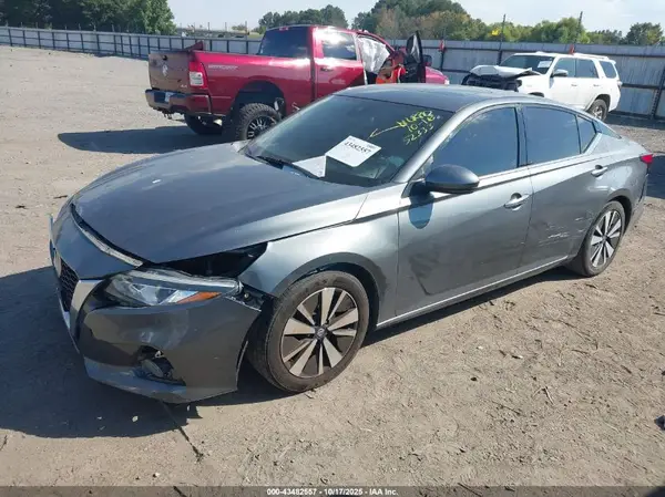 1N4BL4EV0KC196363 2019 NISSAN ALTIMA - Image 2