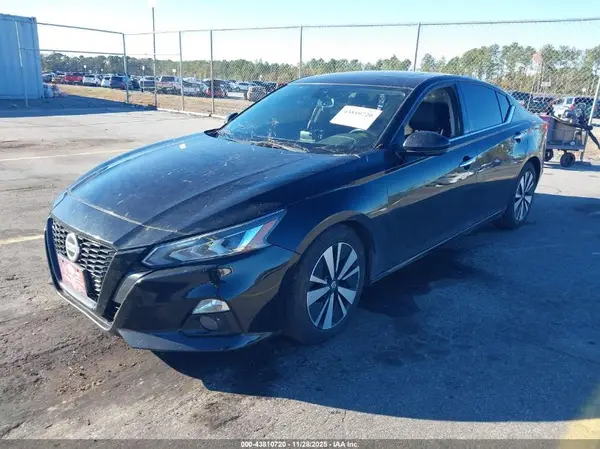 1N4BL4EV0KC203747 2019 NISSAN ALTIMA - Image 2
