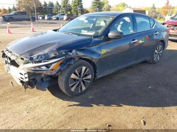 1N4BL4EV0KC215283 2019 NISSAN ALTIMA - Image 2