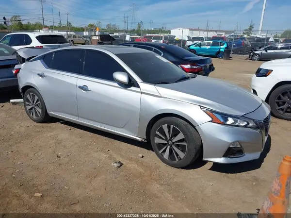 1N4BL4EV0LC131692 2020 NISSAN ALTIMA - Image 1