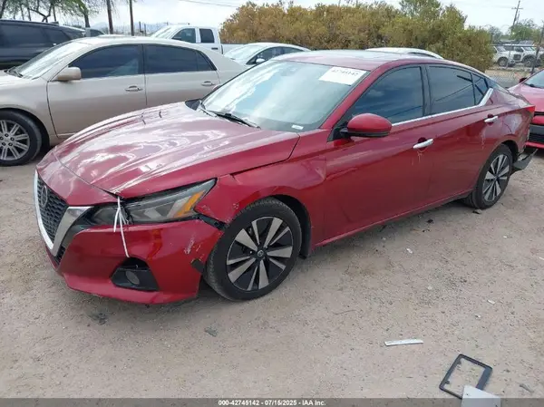 1N4BL4EV0MN334099 2021 NISSAN ALTIMA - Image 2