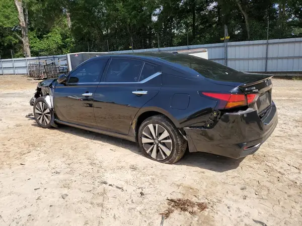 1N4BL4EV0MN357950 2021 NISSAN ALTIMA - Image 2
