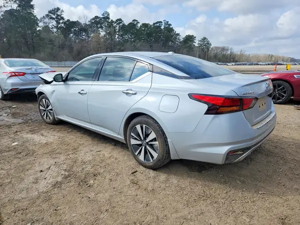 1N4BL4EV0MN422103 2021 NISSAN ALTIMA - Image 2